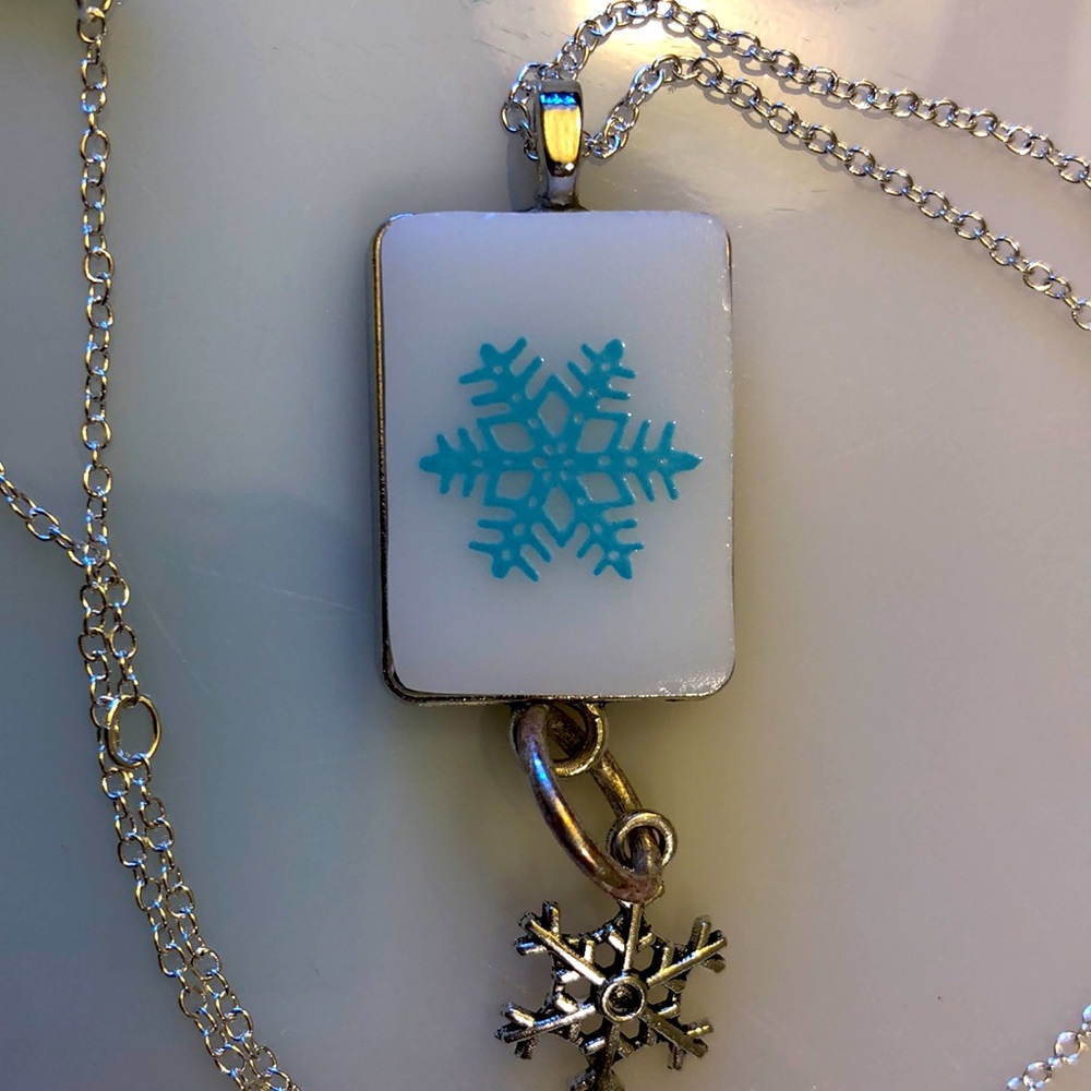 Vintage Pyrex Snowflake handmade pendant necklace upcycled glass